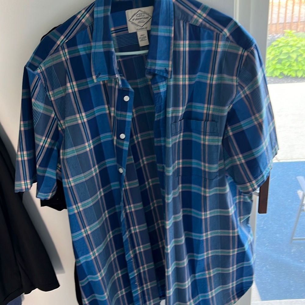St John Bay 2xlt great shirt only worn couple times